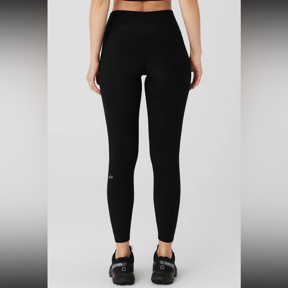 Alo Alosoft 7/8th Leggings - NWOT - Picture 2 of 2